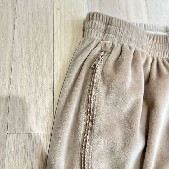 SKIMS Velour Pants small wide Leg Pull On Lounge wear - Picture 2 of 7